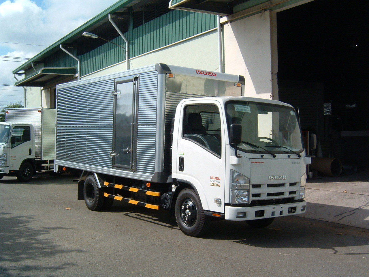 Xe tải vận chuyển hàng hóa Bắc Nam
